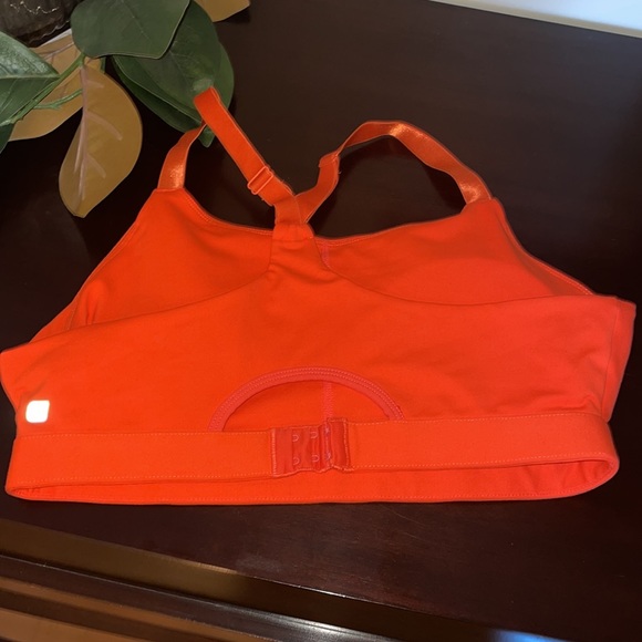 Fabletics sports bra - Picture 2 of 2